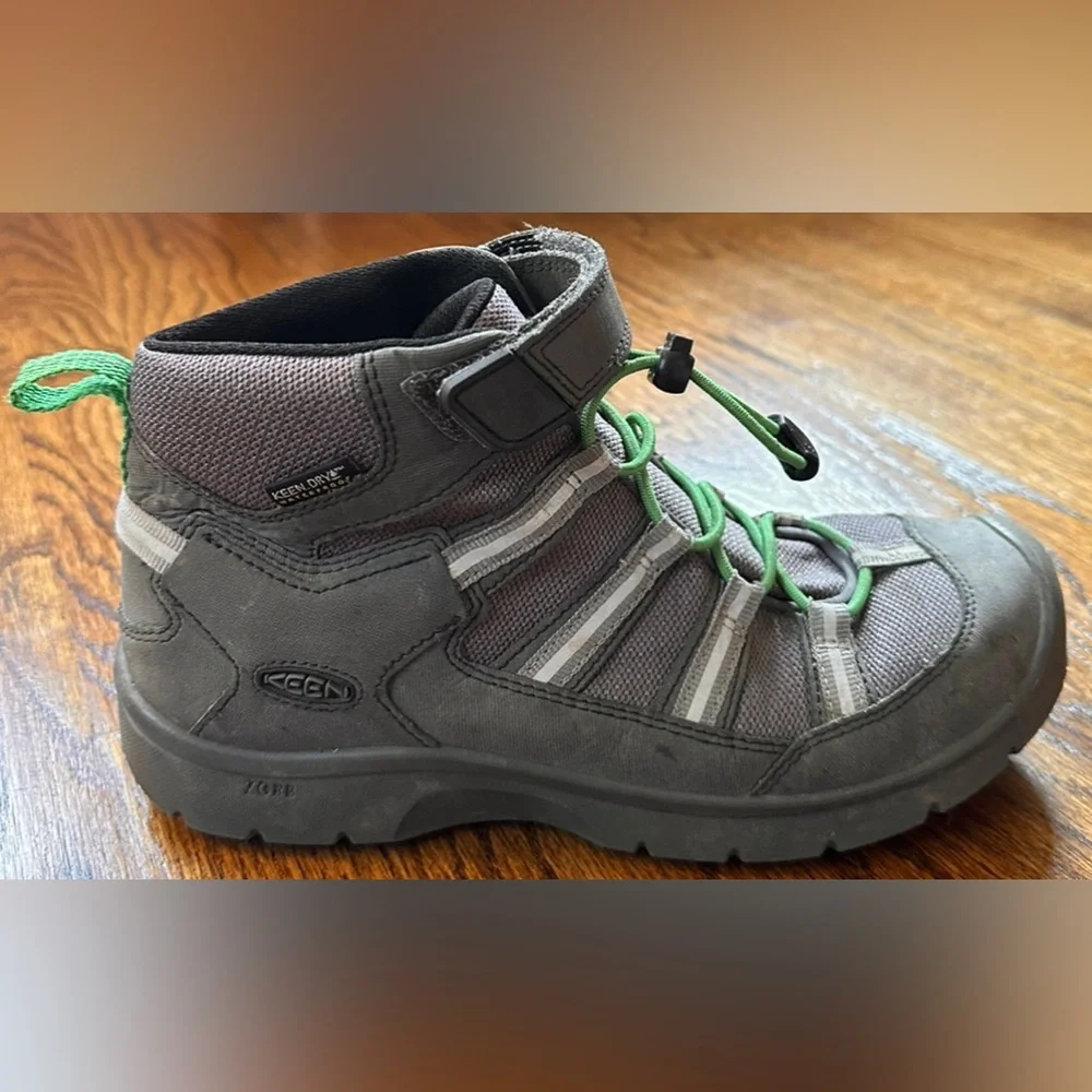 KIDS KEEN Waterproof Gray Hiking Boots - SIZE 4